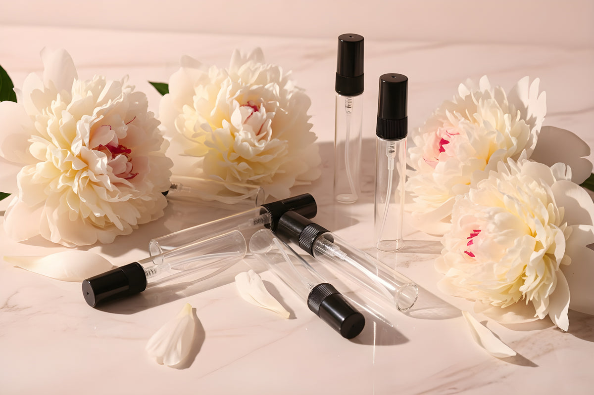 Discovery Set Perfumesso - estetycznie zaprezentowane odlewki perfum